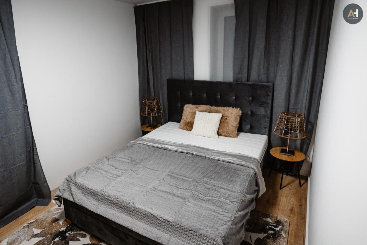 Ah Park Angelinum Apartamento Košice Exterior foto