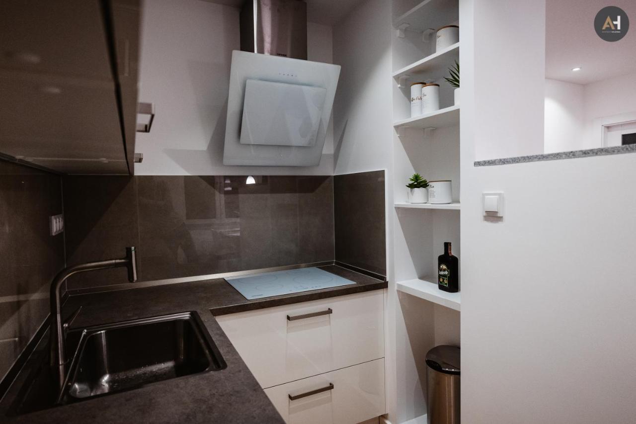 Ah Park Angelinum Apartamento Košice Exterior foto