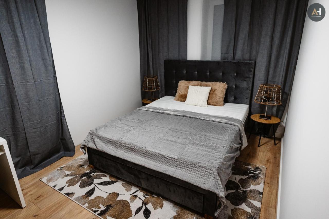 Ah Park Angelinum Apartamento Košice Exterior foto