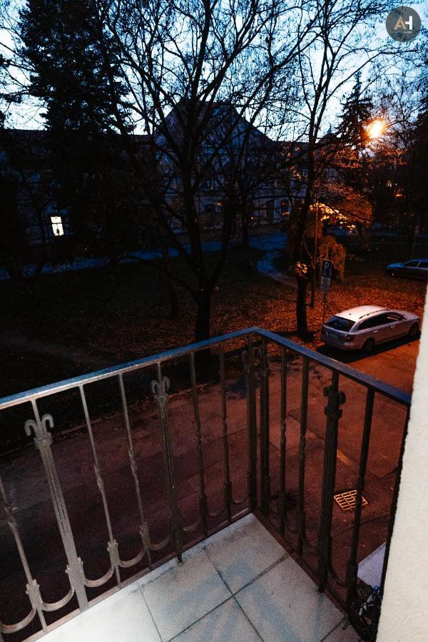 Ah Park Angelinum Apartamento Košice Exterior foto