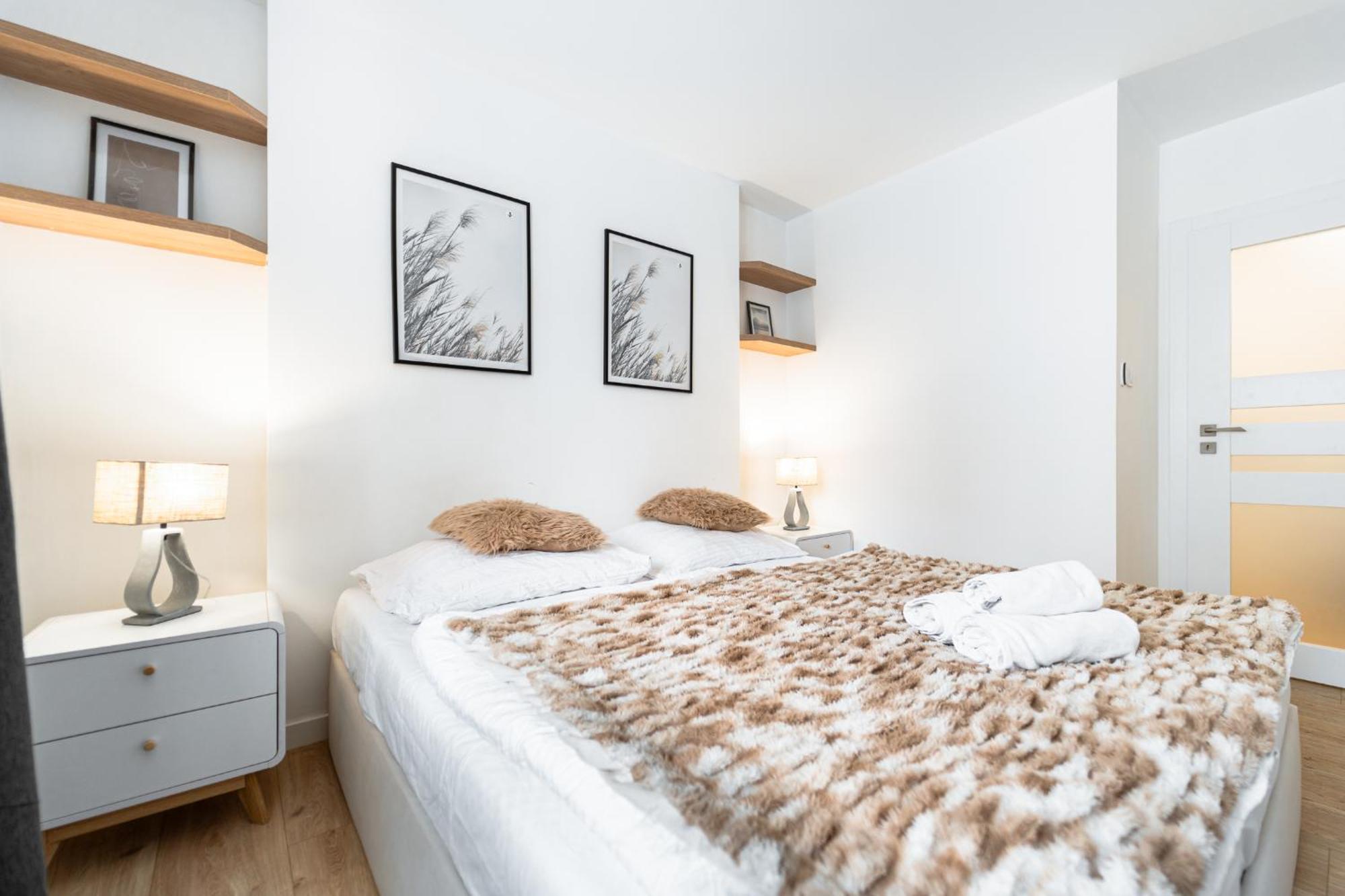 Ah Park Angelinum Apartamento Košice Exterior foto